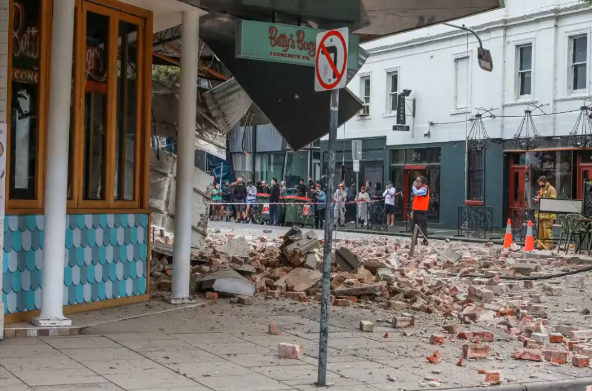 Massive Magnitude 5 9 Earthquake Strikes Melbourne As Tremors Felt