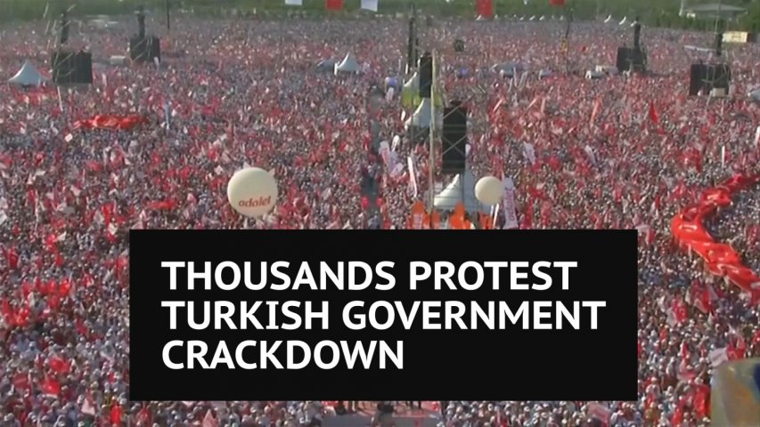 The era we live in is a dictatorship – Thousands protest Turkeys post-coup crackdown