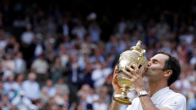 Roger Federer wins record eighth Wimbledon title