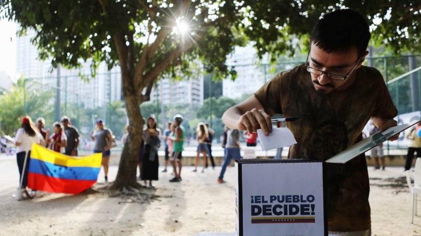 Venezuela could be getting a new constitution - heres why people arent happy