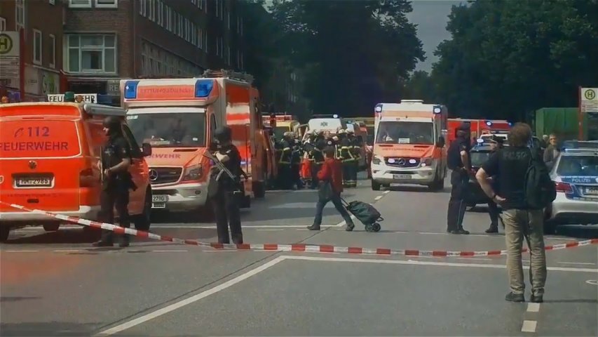 One killed and several injured following mass stabbing at supermarket in Hamburg
