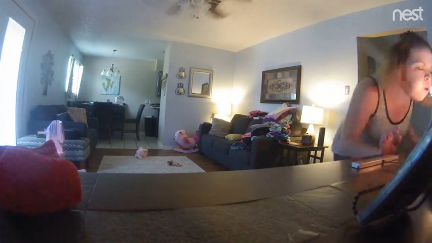 Texas woman burnt by candles flames