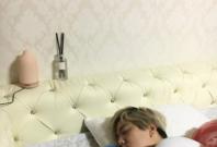 Lee Hong Ki with his Song Hye Kyo pillow