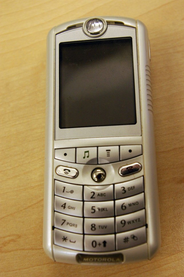 motorola rokr e1