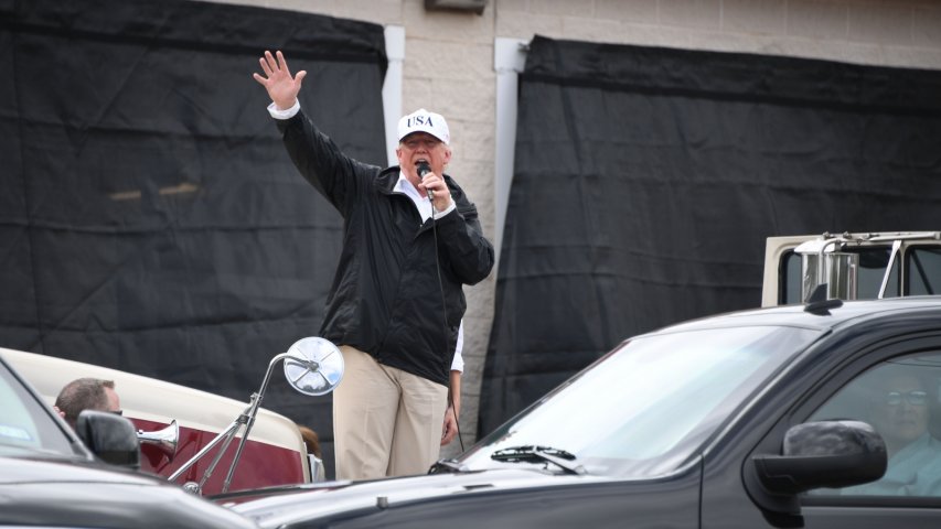 Donald Trump comments on crowd turnout during a Visit to Harvey-ravaged Texas