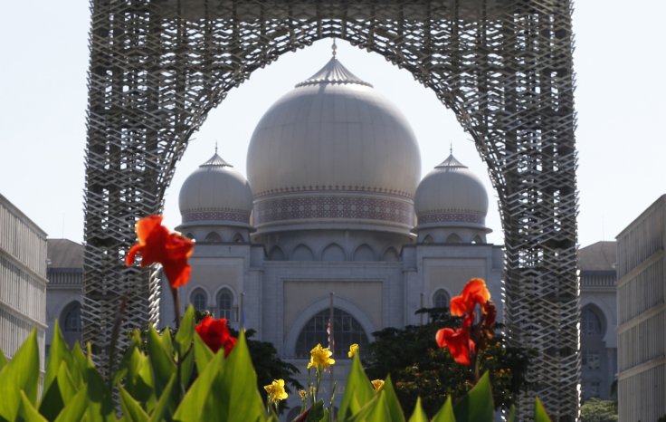 Federal Court dismisses Hindu man's bid for Islam removal Federal Court dismisses Hindu man's bid for Islam removal
