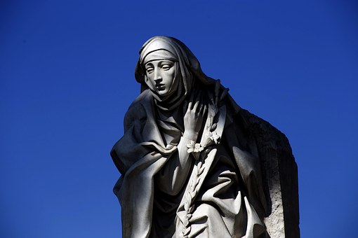 Mother Teresa statue