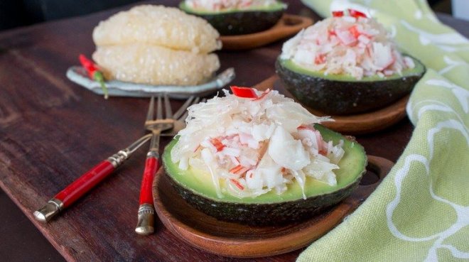 Thai Pomelo Crab Avocado salad