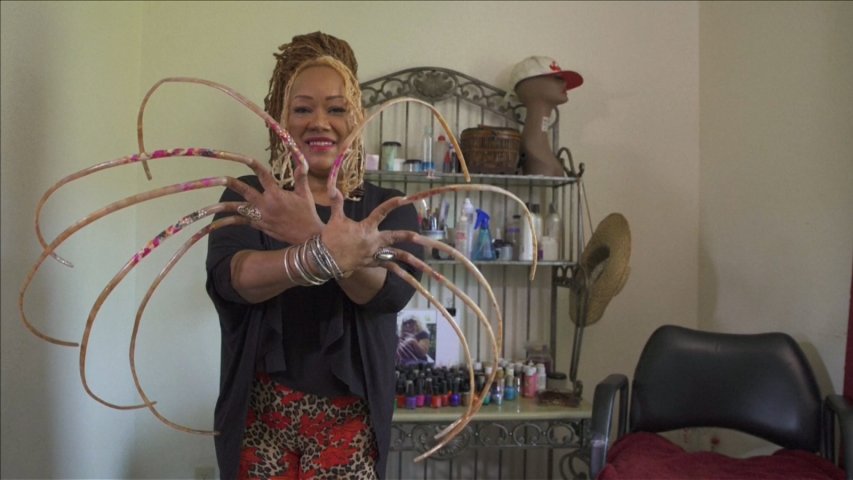 Extreme bodies breaking world records