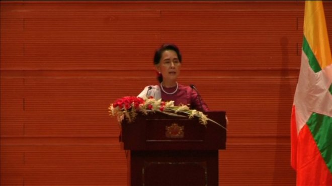 Aung San Suu Kyi breaks silence on Rohingya crisis