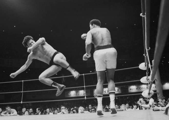 World boxing heavyweight champion Muhammad Ali of the U.S. fights against Japanese pro-wrestler World boxing heavyweight champion Muhammad Ali of the U.S. fights against Japanese pro-wrestler