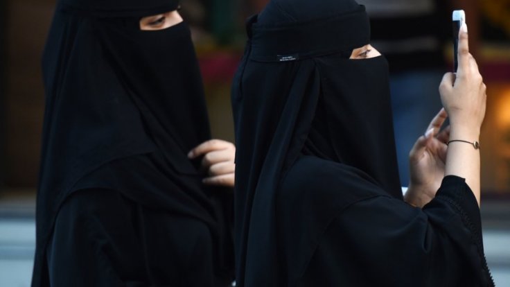 5 things women are still banned from doing in Saudi Arabia
