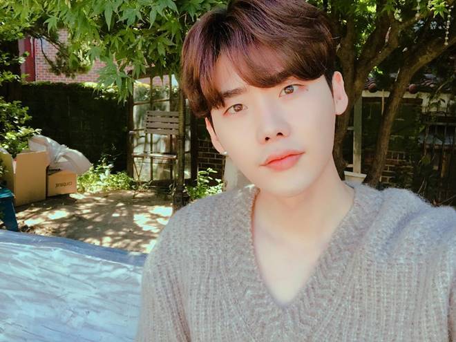 Lee Jong Suk