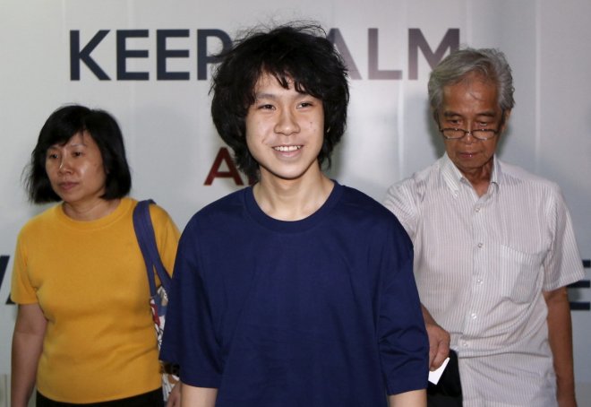 Jailed Singapore Teen Blogger Amos Yes Looks For Free