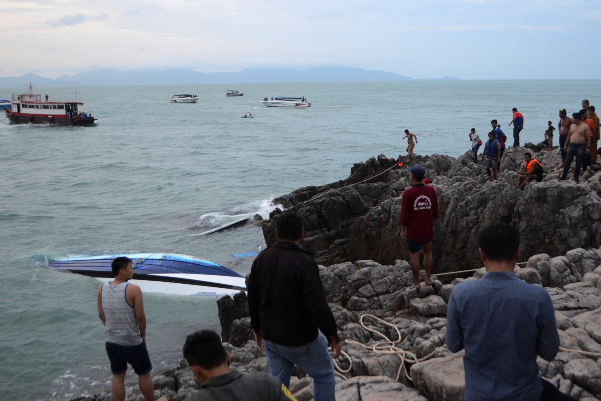 18 Dead, 36 Missing As Indonesian Migrant Boat Sinks Off Malaysia's Batam