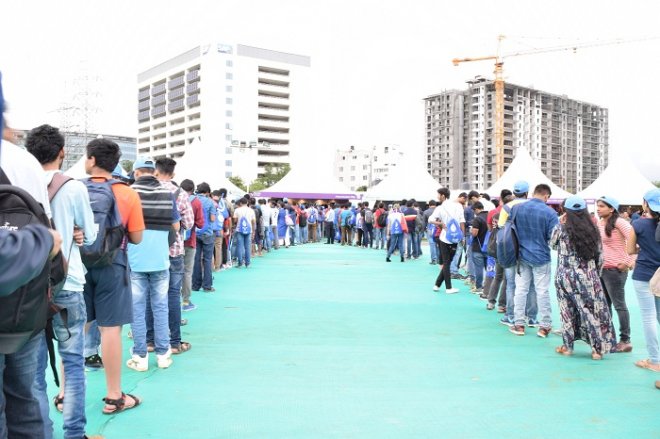 Huge cue in front of Manchester City stall