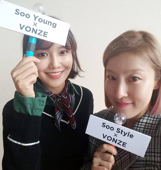 Seo Soo-kyung (right) with Girls' Generation's Sooyoung