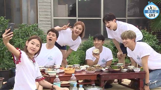 The cast of MBC's 'I Live Alone' TV show
