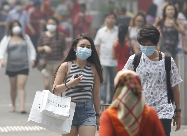 Singapore smog crisis: Singapore and Indonesia to hold emergency meeting to discuss solutions Singapore smog crisis: Singapore and Indonesia to hold emergency meeting to discuss solutions