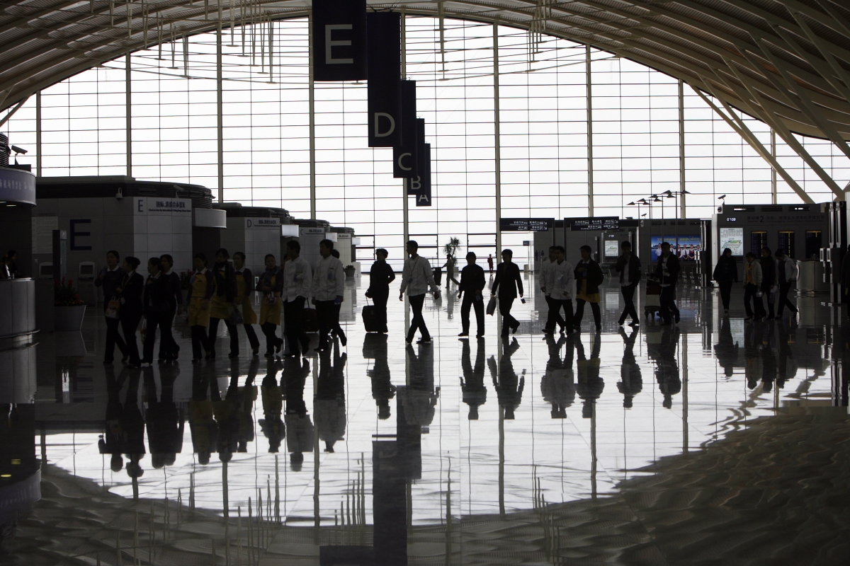 Blast at Shanghai's Pudong Airport injures three passengers