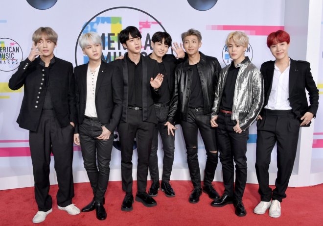 BTS at 2017 AMAs