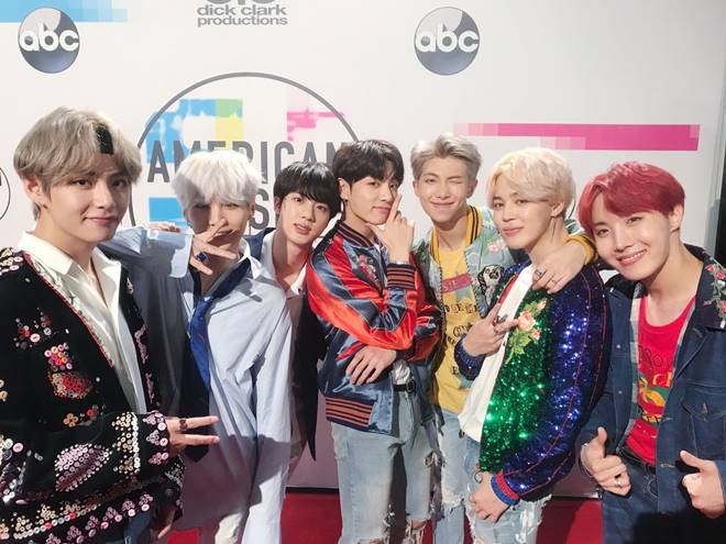 BTS at the AMAs