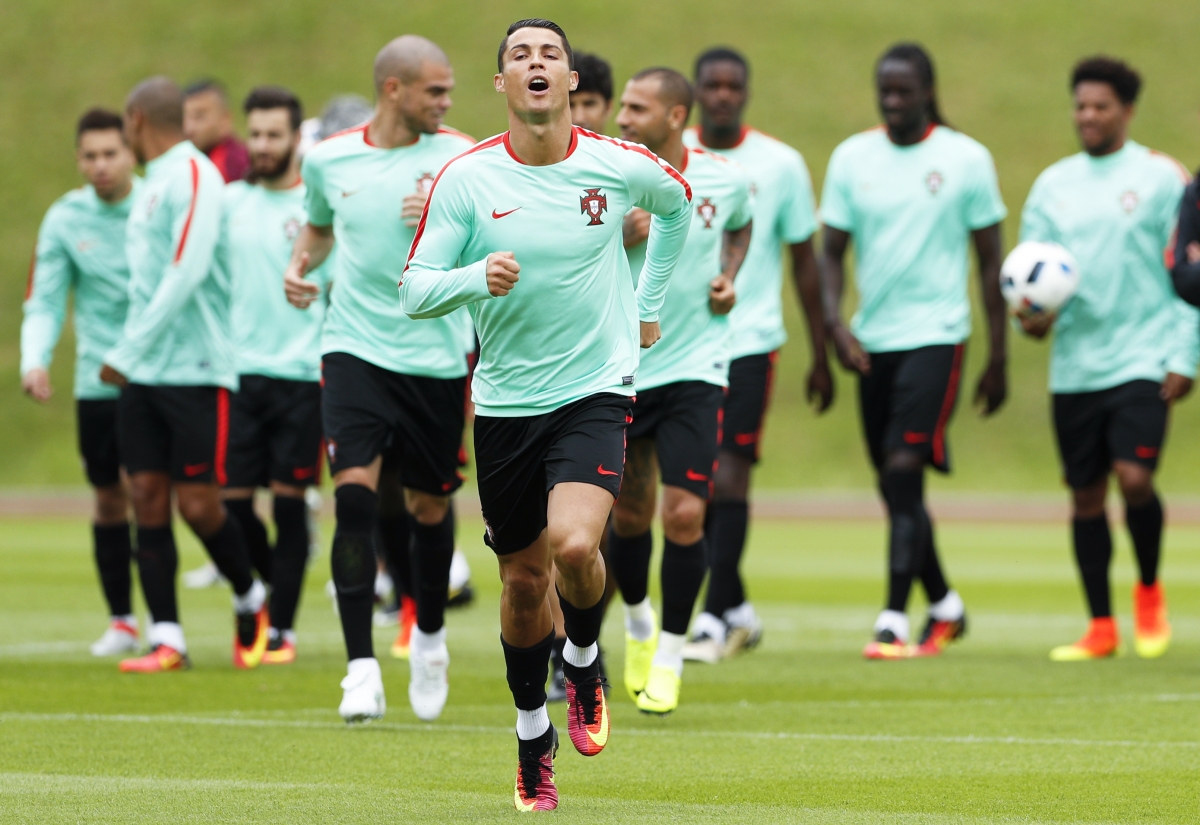 Uruguay vs Portugal match details; Who will win Fifa World ...