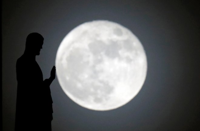 supermoon supermoon