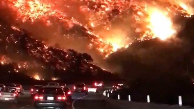 Highway to Hell - Driver films terrifying wildfire in Los Angeles