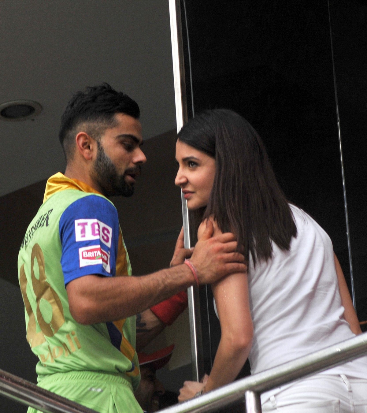 Virat Kohli All Set To Tie The Knot With Anushka Sharma: All You Need ...