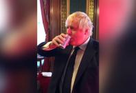 Japanese foreign minister treats Boris Johnson to some Fukushima peach juice Japanese foreign minister treats Boris Johnson to some Fukushima peach juice
