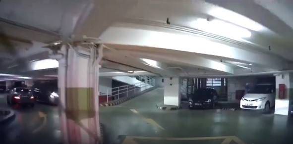 Honday Odyssey escapes Grand Hyatt Singapore's carpark Honday Odyssey escapes Grand Hyatt Singapore's carpark