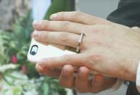 Man marries iPhone in Las Vegas