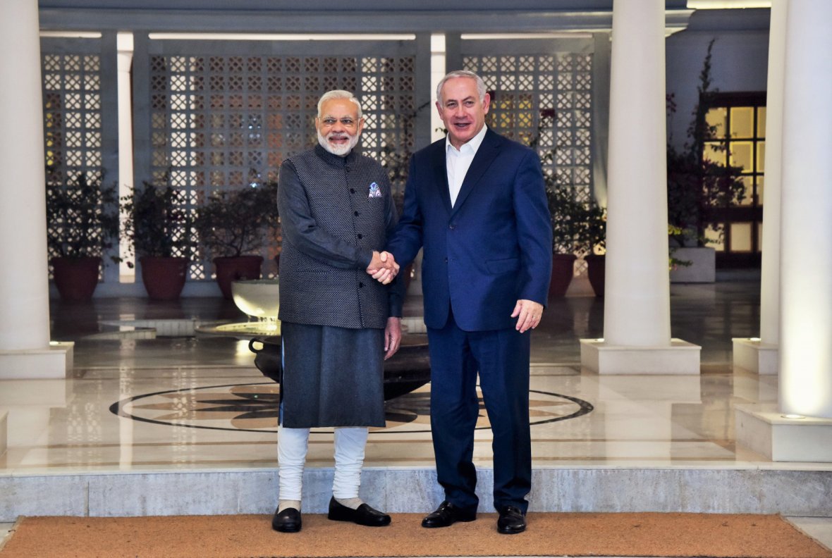  Prime Minister, Shri Narendra Modi receives the Prime Minister of Israel, Mr. Benjamin Netanyahu