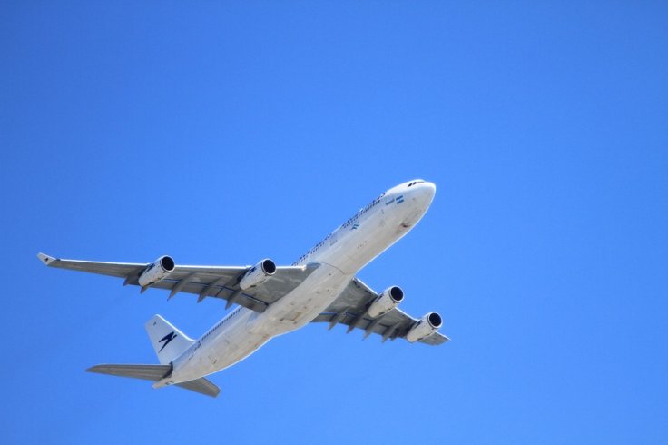 Plane Plane