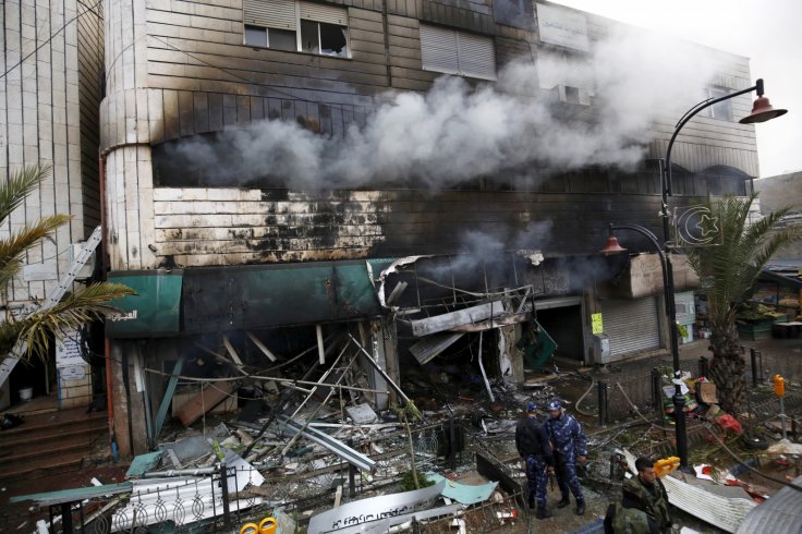 Fire breaks out Sam Leong Road 