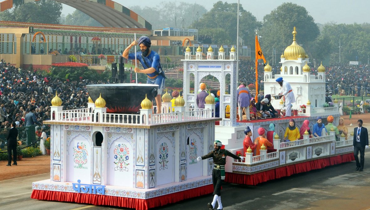 Tableau of Punjab passes through the Rajpath