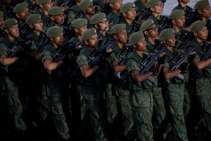 Singapore soldiers 