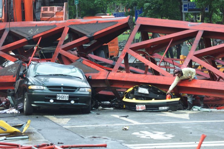Car crashed in Taiwan earthquake Car crashed in Taiwan earthquake