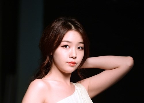 Girl S Day S Minah Responds To Unpleasant Comments Over Looks I Know I Am Not Pretty