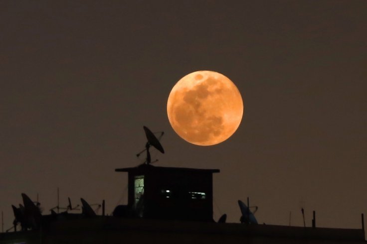 4g on moon 4g on moon