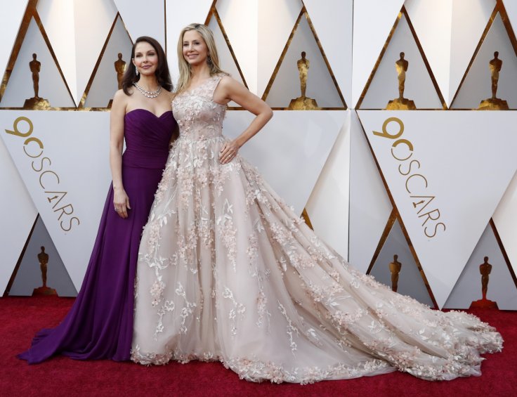 Ashley Judd and Mira Sorvino Ashley Judd and Mira Sorvino