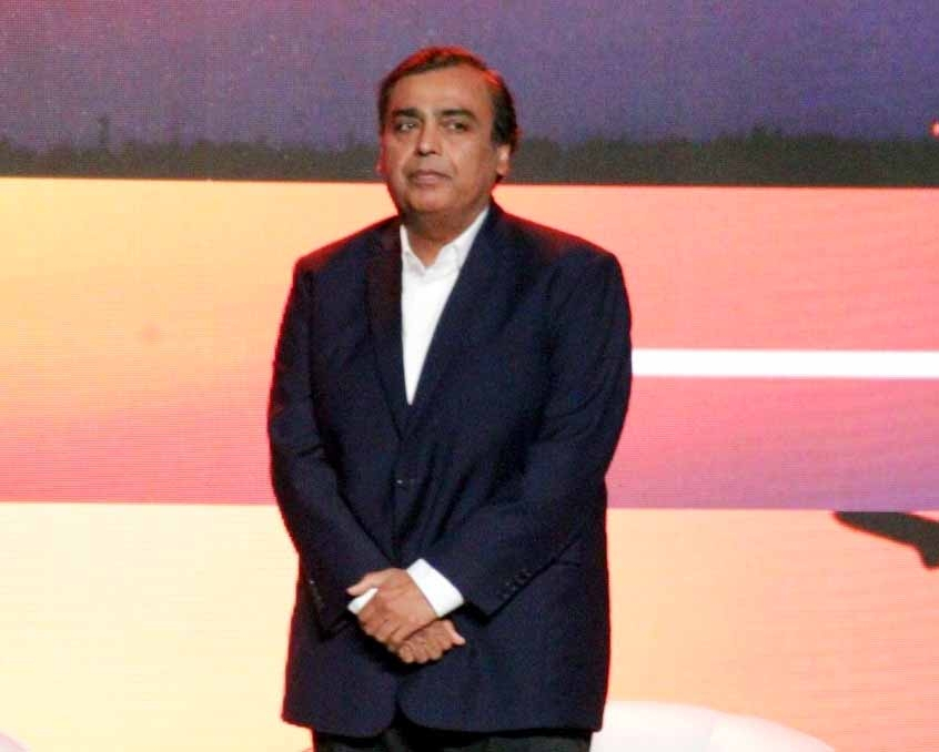 Mukesh Ambani With $40 Billion, Richest Among 121 Forbes Billionaires ...