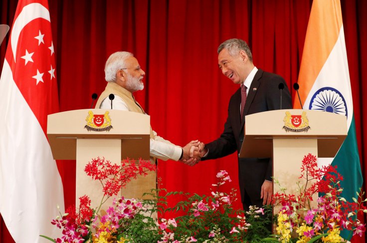 Indiaâ€™s Prime Minister Narendra Modi shakes hands with Singaporeâ€™s Prime Minister Lee Hsien Loong