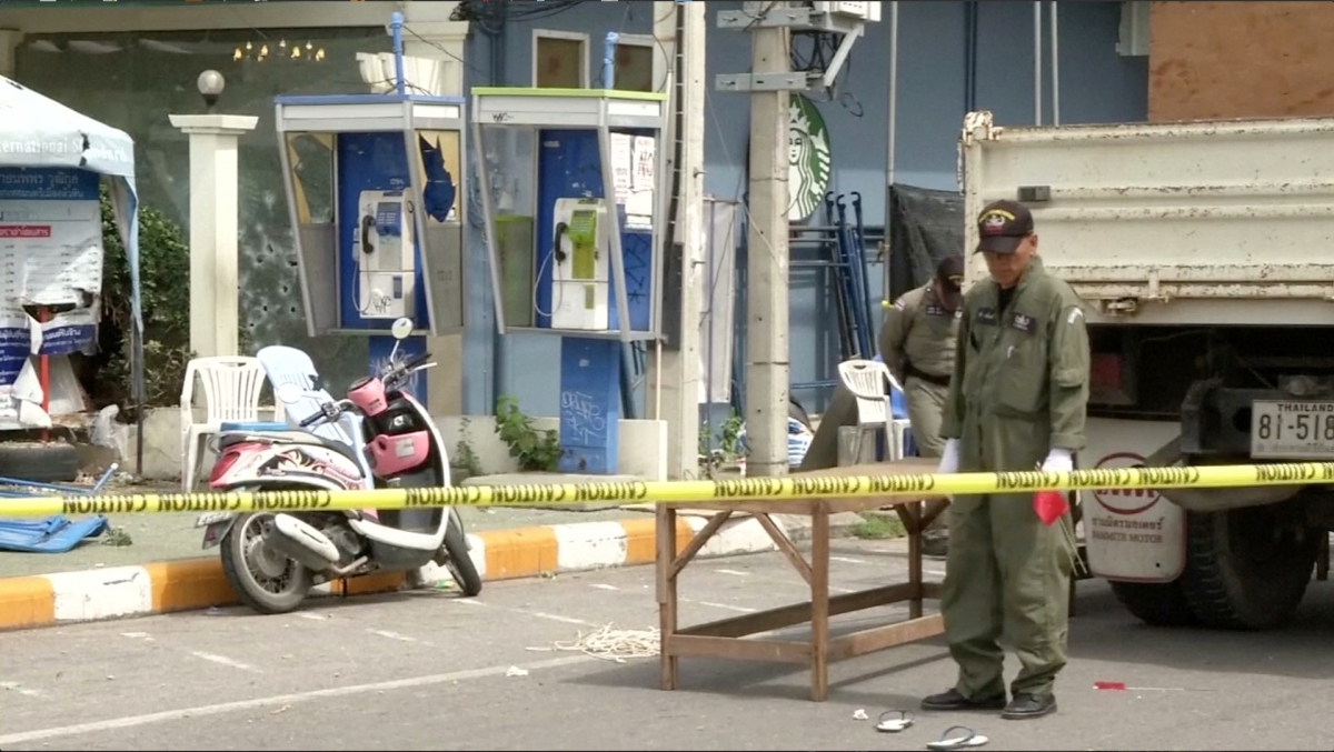 Thailand: Police arrest two after series of blasts in tourist spots
