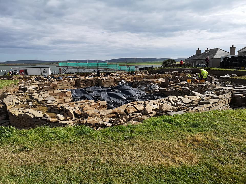 Archaeologists Discover 5,000-year-old Neolithic Axe From Orkney's ...