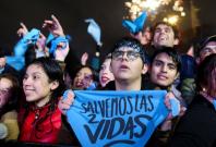 violent-protests-erupt-in-argentina-as-senate-strikes-down-abortion-bill violent-protests-erupt-in-argentina-as-senate-strikes-down-abortion-bill