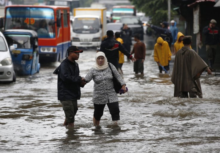 Indonesia: Capital city flooded after heavy rain Indonesia: Capital city flooded after heavy rain