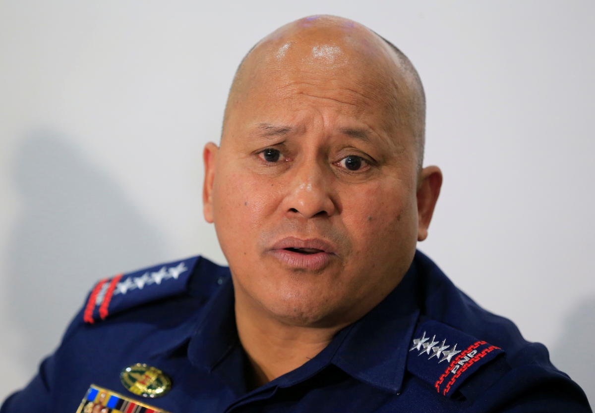 Philippines police chief says 300 officers involved in illegal drugs trade