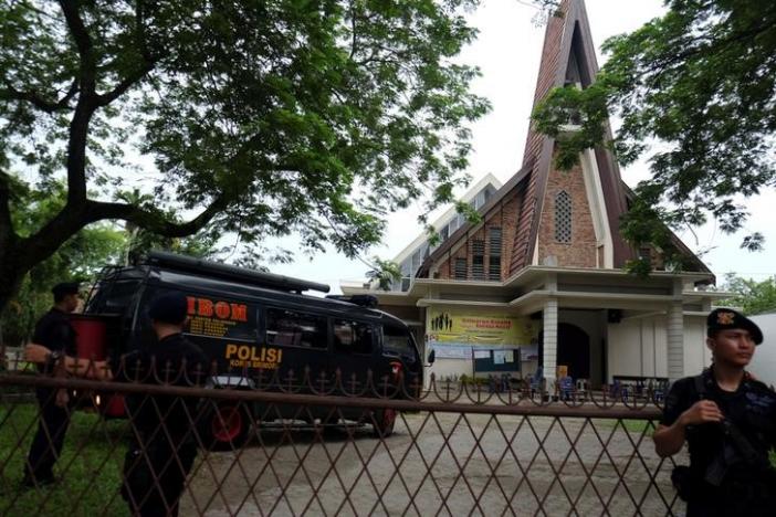 Indonesian church attacker is obsessed with IS, says minister
